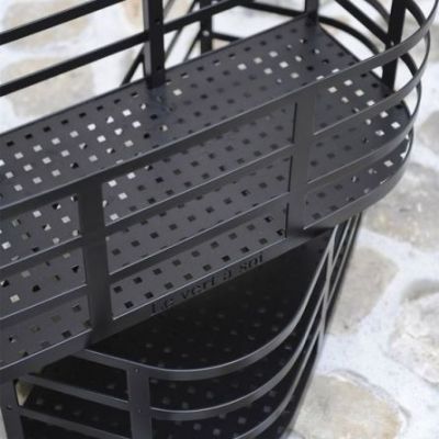 Jardinière en acier pour balcon